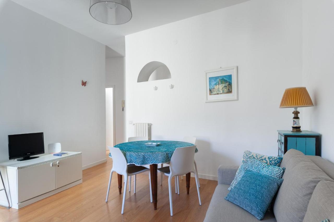 Casa Flo Con Terrazza E Ascensore Salerno Exterior photo